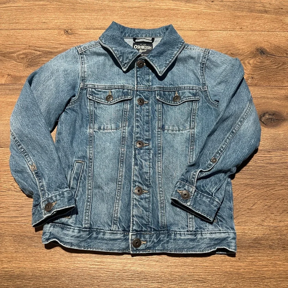 OshKosh B'gosh Blue Denim Trucker Jacket Kids Size 8